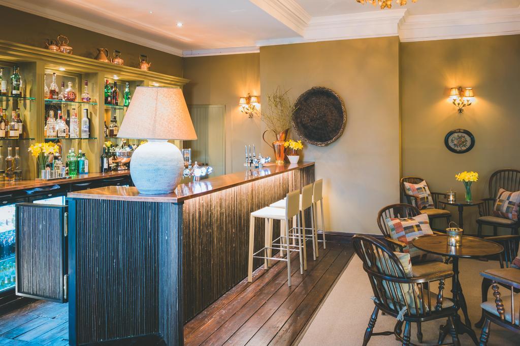 The Coed-Y-Mwstwr Hotel Bridgend  Eksteriør bilde