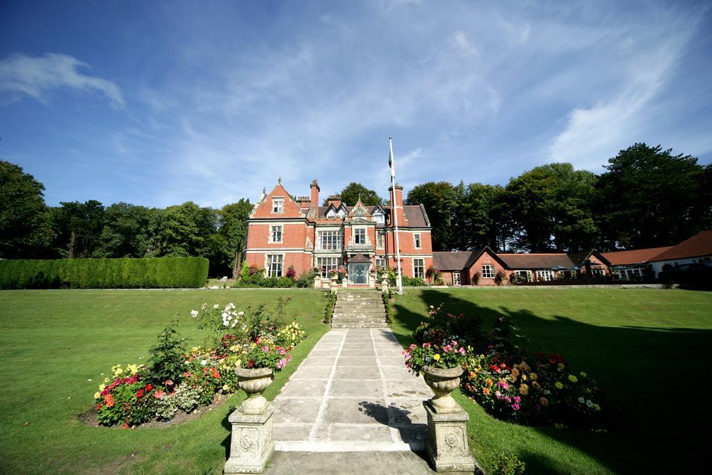 The Coed-Y-Mwstwr Hotel Bridgend  Eksteriør bilde
