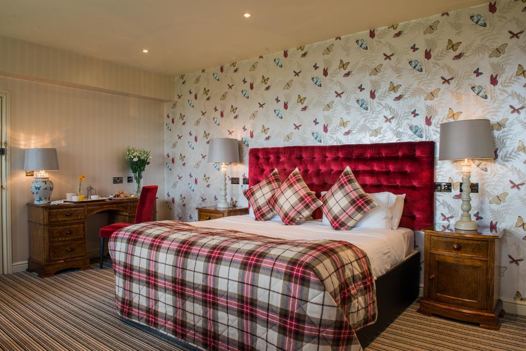 The Coed-Y-Mwstwr Hotel Bridgend  Eksteriør bilde